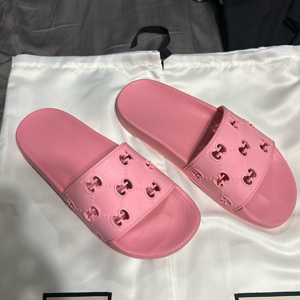 Gucci slides
